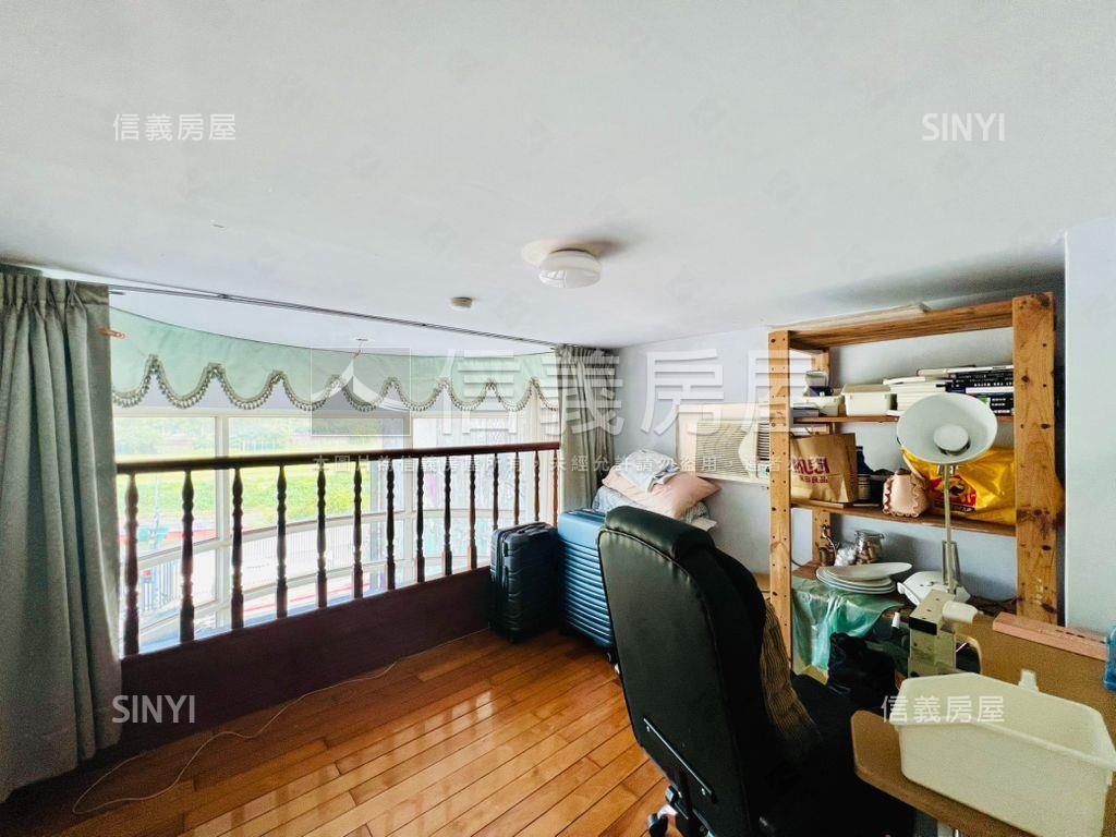 河景挑高大空間邊間車位房屋室內格局與周邊環境