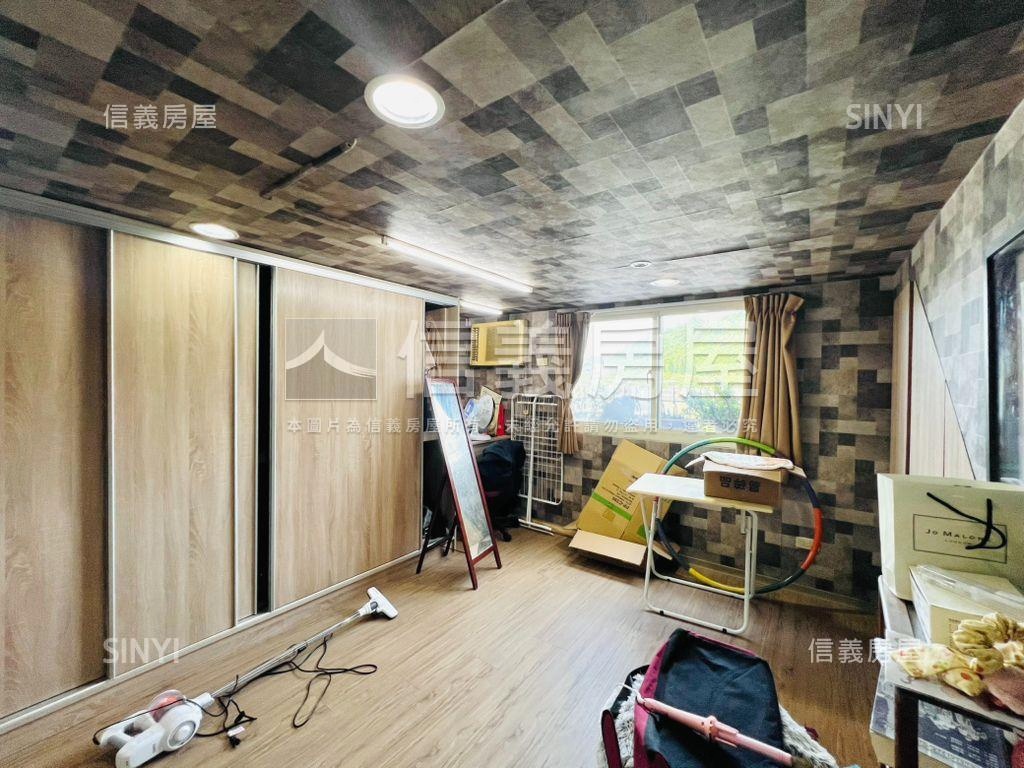 河景挑高大空間邊間車位房屋室內格局與周邊環境