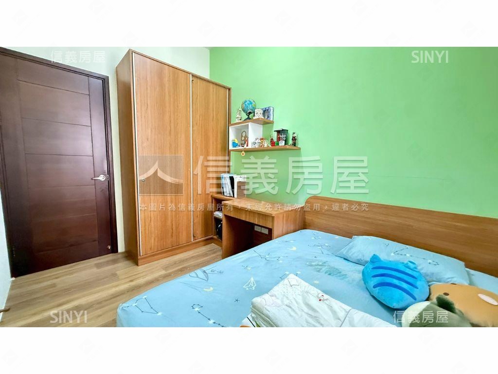 專任！昇揚擎月四房平車房屋室內格局與周邊環境
