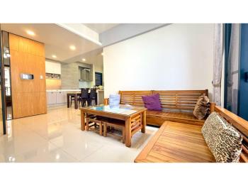 專任！昇揚擎月四房平車