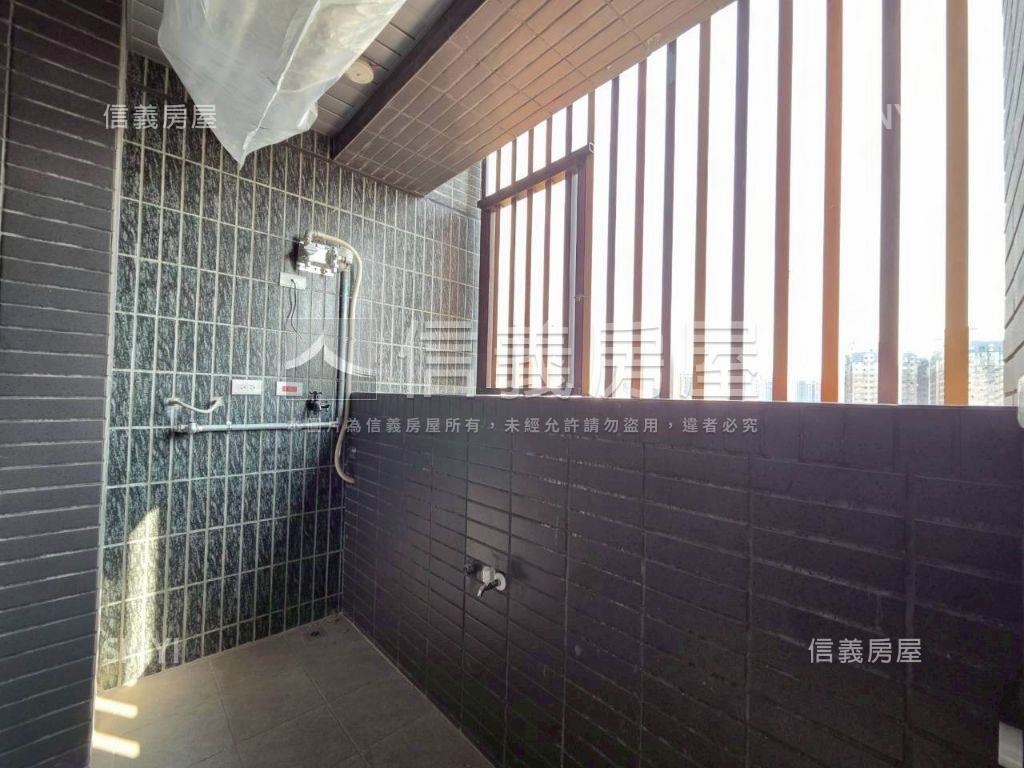 宜雄國際ＯＮＥ雙車位美屋房屋室內格局與周邊環境
