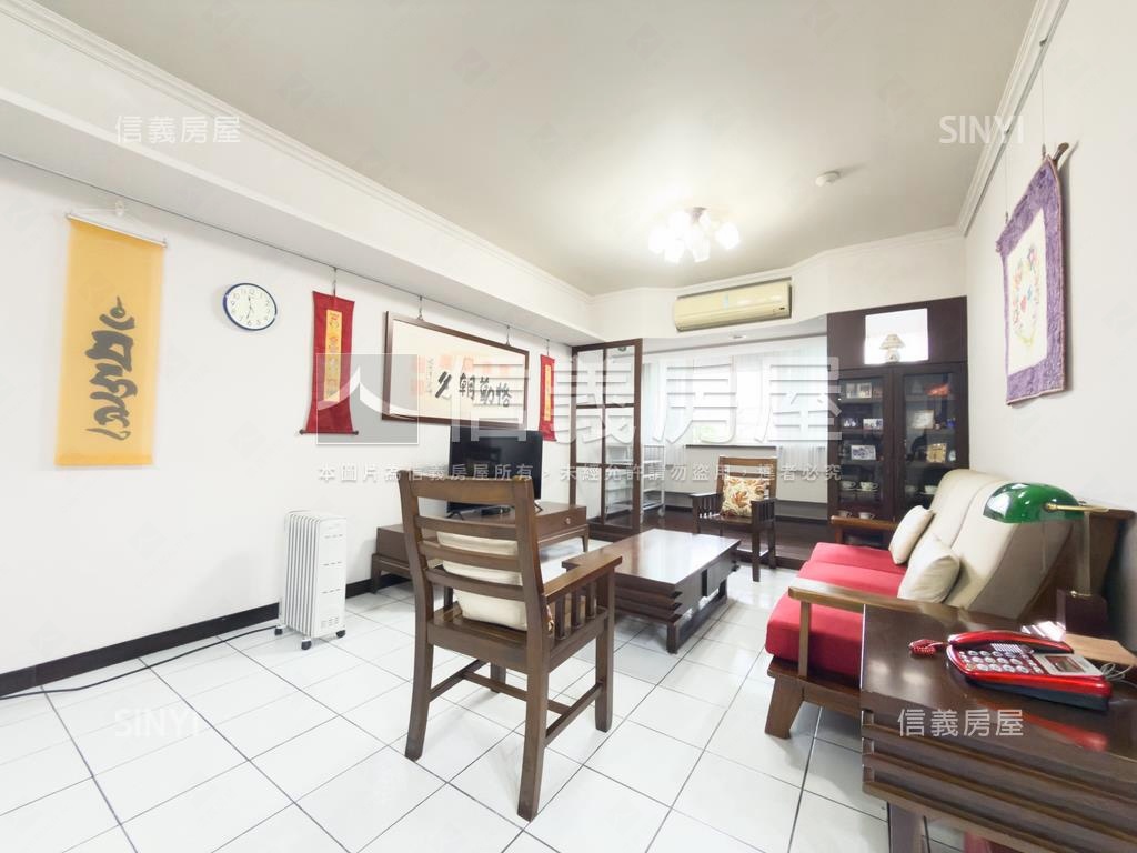 飛駝採光間三房有車位房屋室內格局與周邊環境