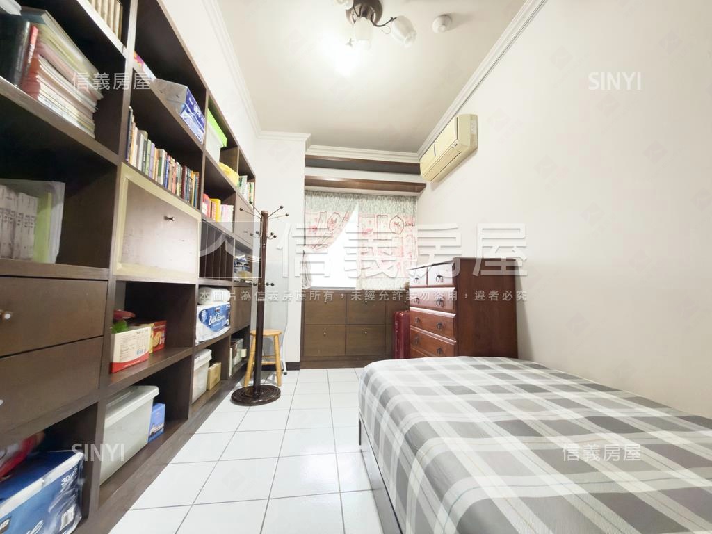 飛駝採光間三房有車位房屋室內格局與周邊環境