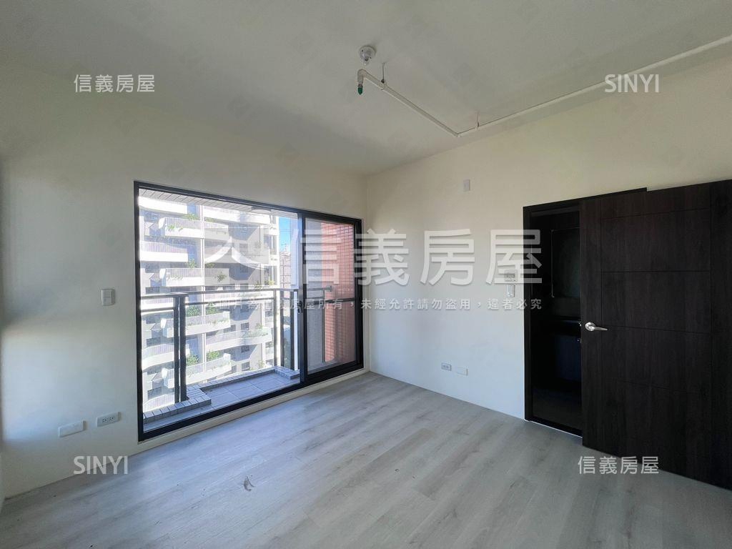 Ｖ建築三房雙車位。大器房屋室內格局與周邊環境