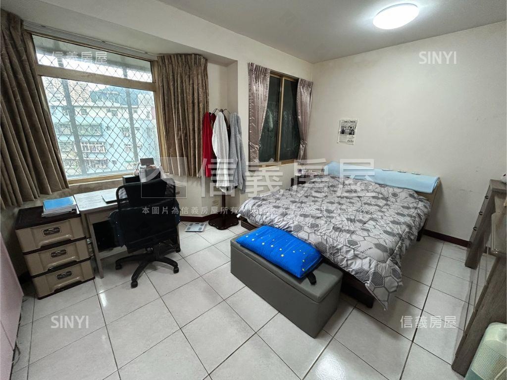 專任捷運年代美三房房屋室內格局與周邊環境