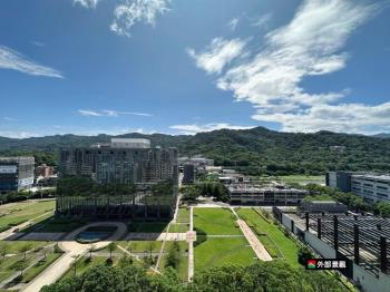 頂埔捷運。高樓景觀三房