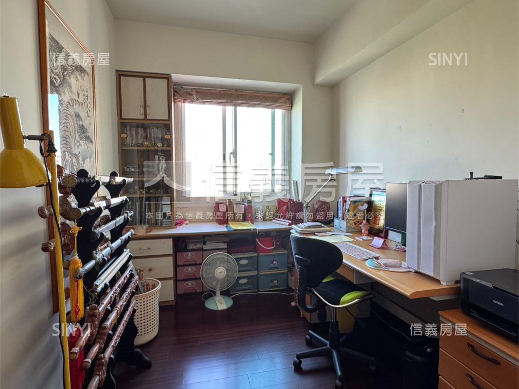 長東街採光三房平車房屋室內格局與周邊環境