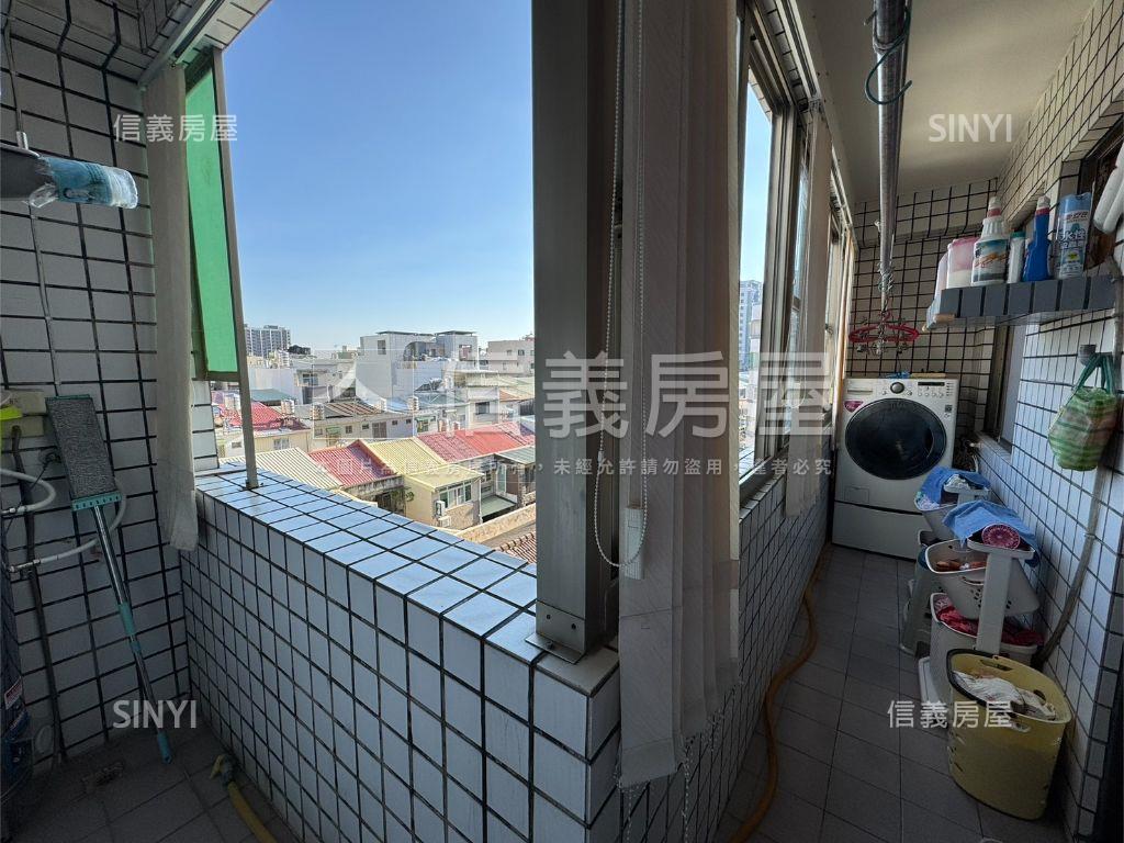 長東街採光三房平車房屋室內格局與周邊環境