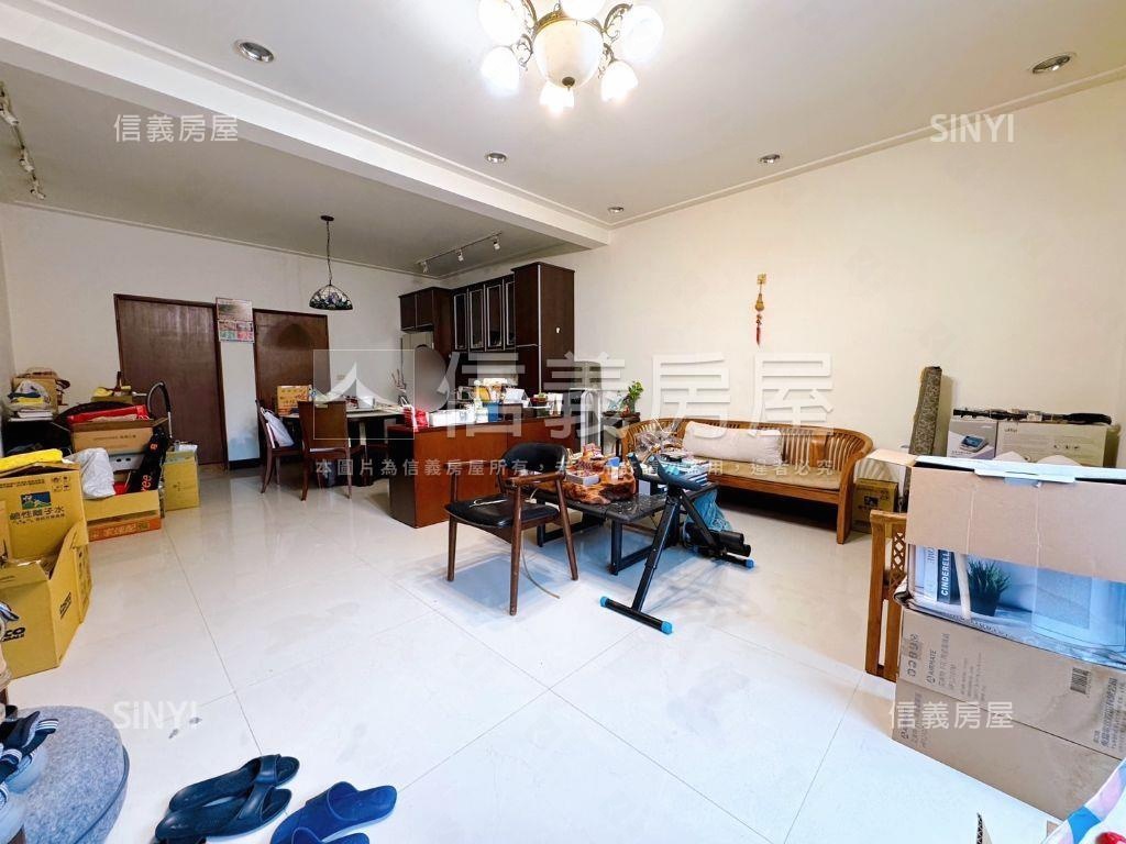 伯爵五代平巷上疊鳥語花房屋室內格局與周邊環境