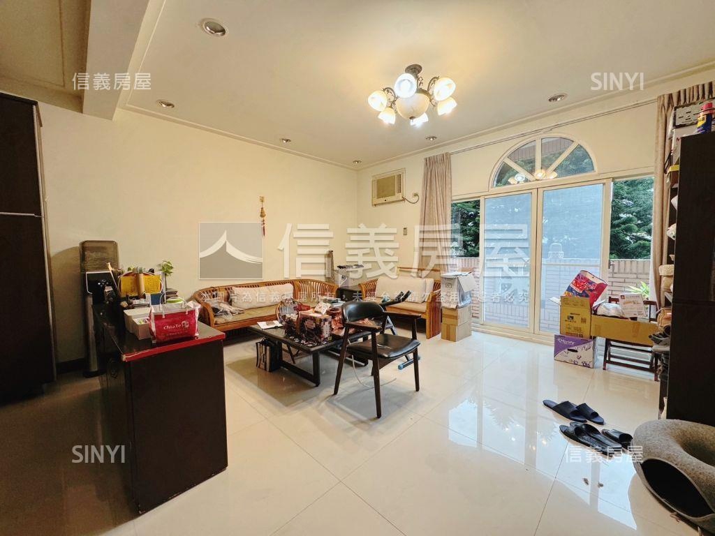 伯爵五代平巷上疊鳥語花房屋室內格局與周邊環境