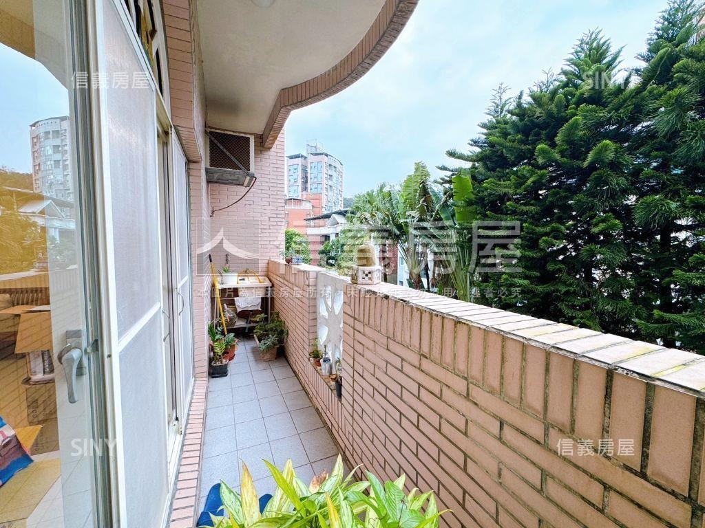 伯爵五代平巷上疊鳥語花房屋室內格局與周邊環境