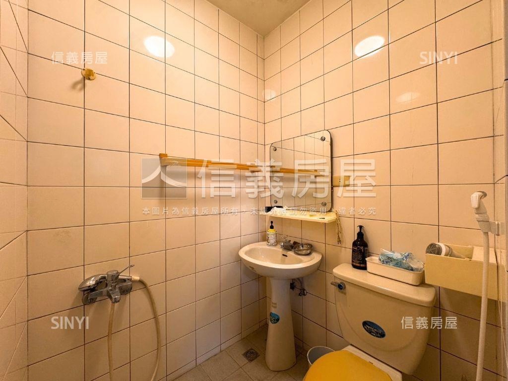 伯爵五代平巷上疊鳥語花房屋室內格局與周邊環境