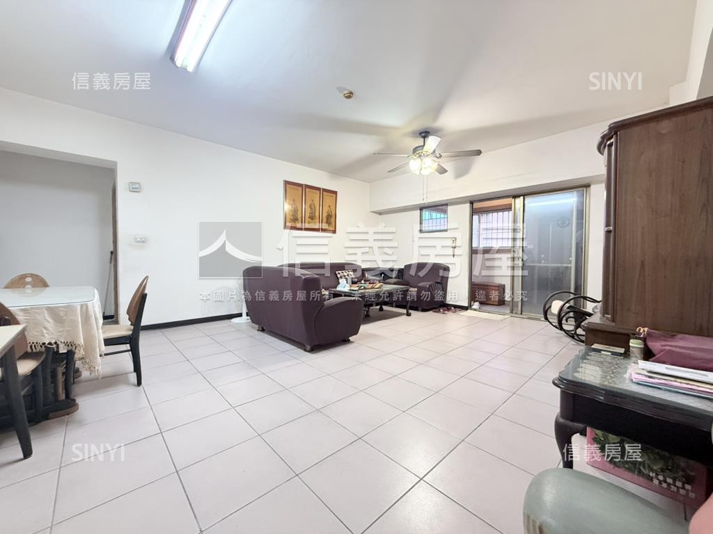 大道新城三房平車露臺戶房屋室內格局與周邊環境