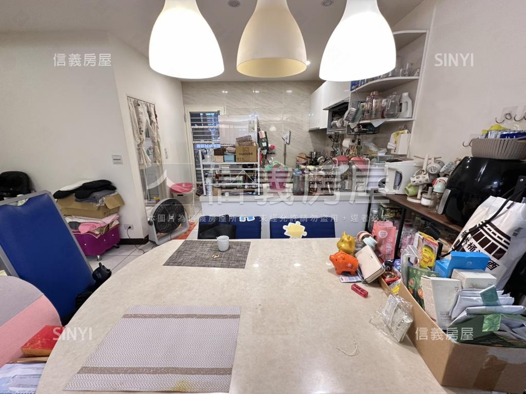 太平路大空間邊間精美公寓房屋室內格局與周邊環境