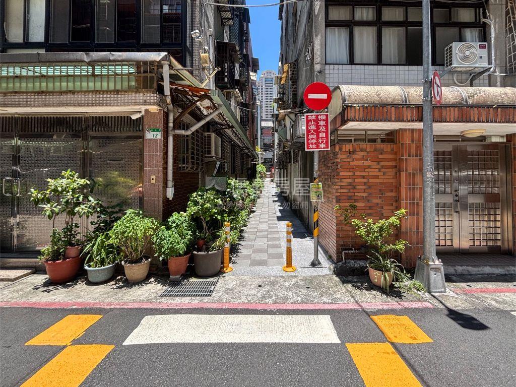 古亭庭院．靜巷大空間房屋室內格局與周邊環境