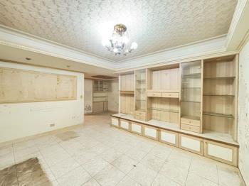 西湖捷運黃金二樓