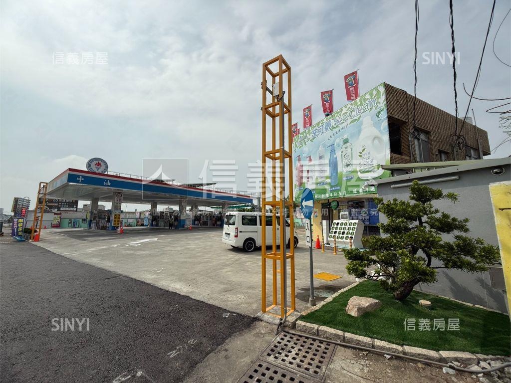 新市加油站旁土地房屋室內格局與周邊環境