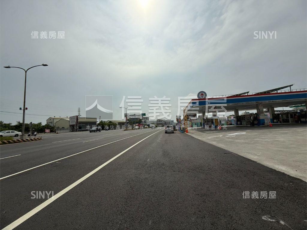 新市加油站旁土地房屋室內格局與周邊環境