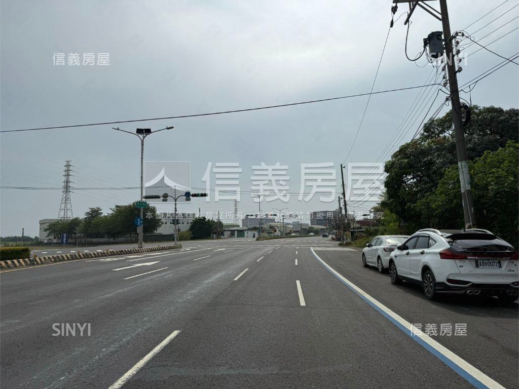 新市加油站旁土地房屋室內格局與周邊環境