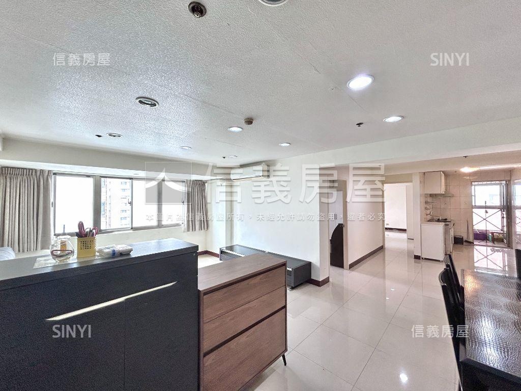 捷運旁三房車位屋況好房屋室內格局與周邊環境