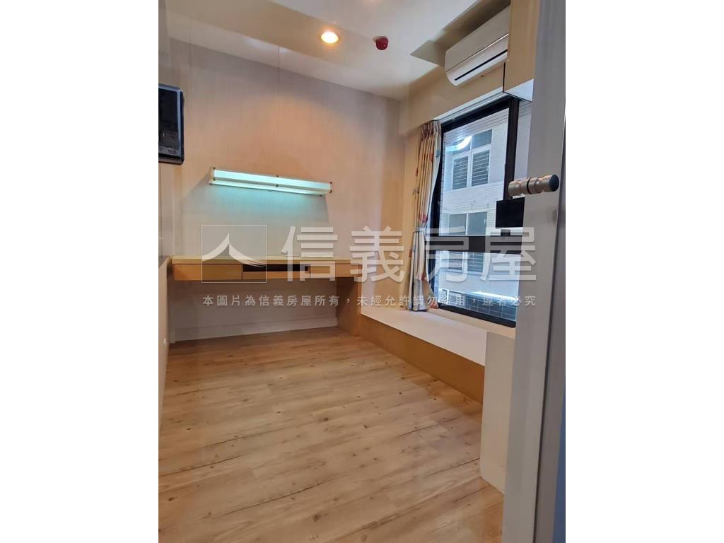 美術精美兩房房屋室內格局與周邊環境