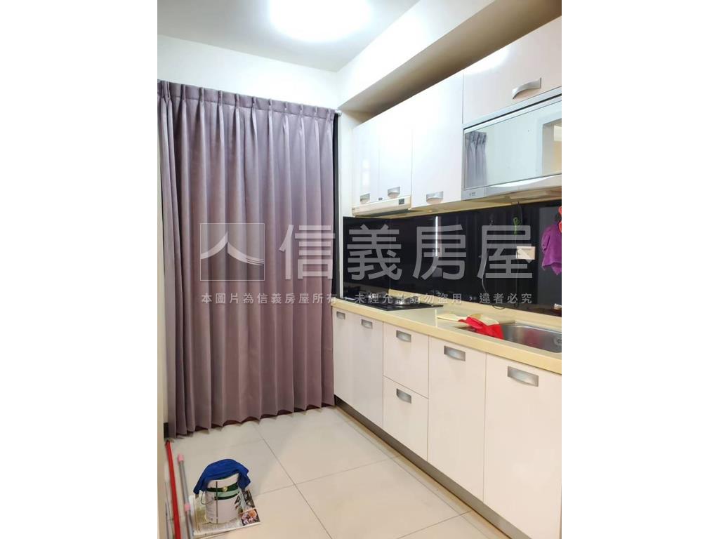 美術精美兩房房屋室內格局與周邊環境