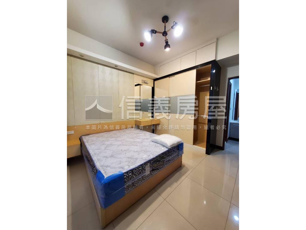 美術精美兩房房屋室內格局與周邊環境