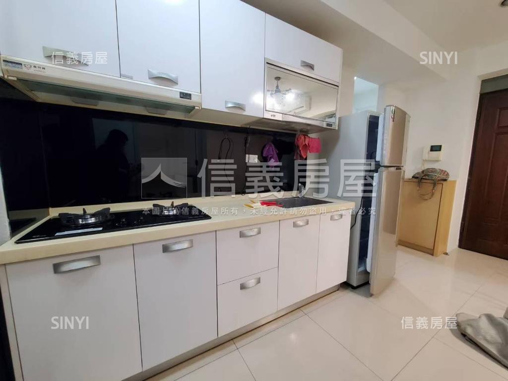 美術精美兩房房屋室內格局與周邊環境