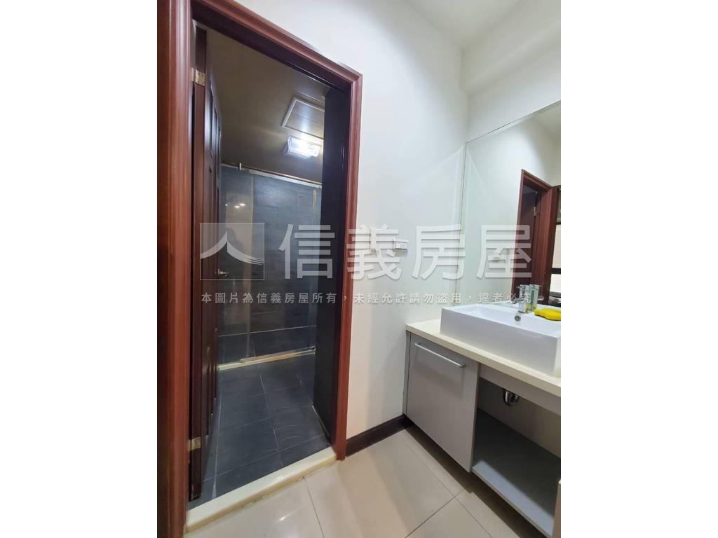 美術精美兩房房屋室內格局與周邊環境