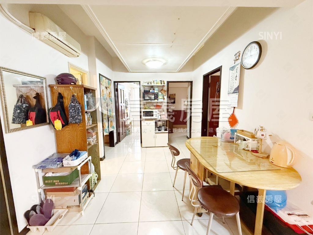 經典歐洲邊間高樓三房房屋室內格局與周邊環境