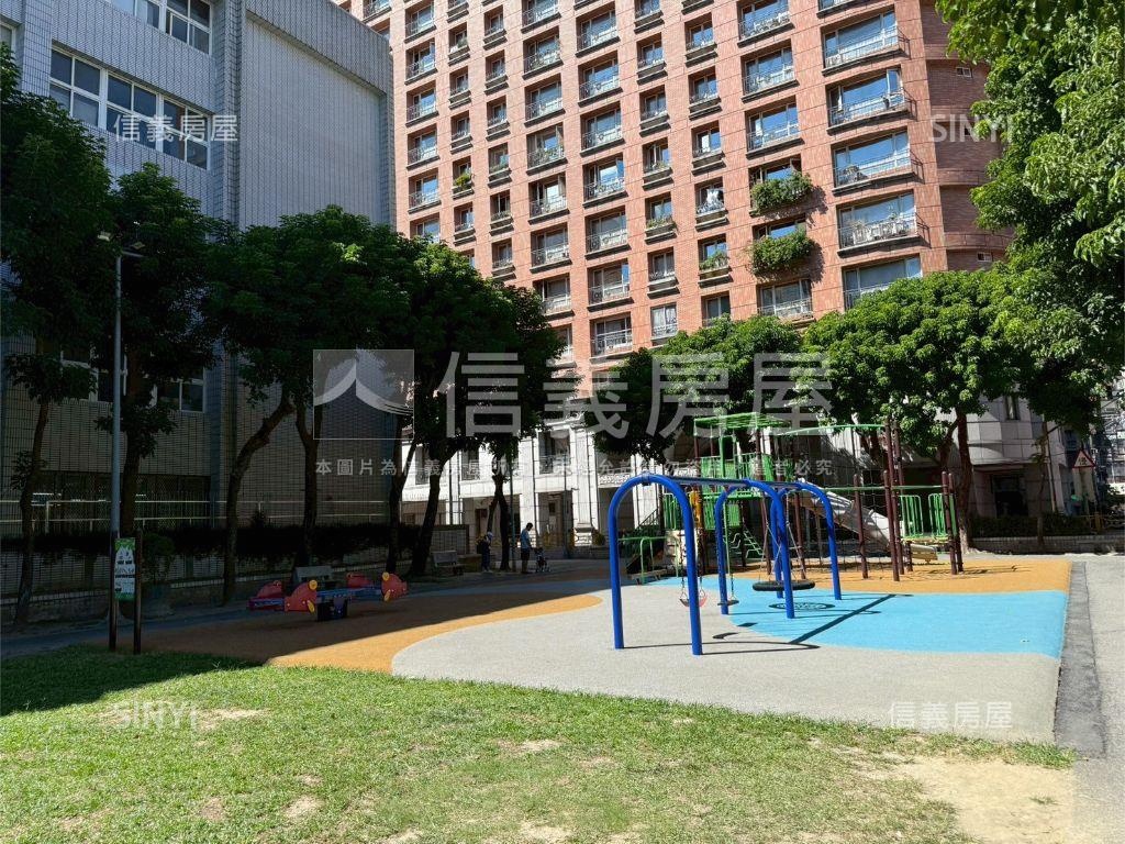 專約經典歐洲高樓三房房屋室內格局與周邊環境