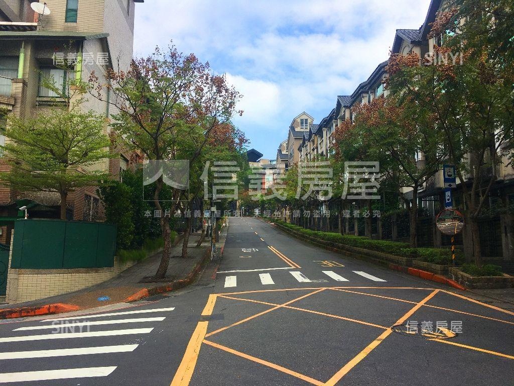 政大庭院小豪邸房屋室內格局與周邊環境