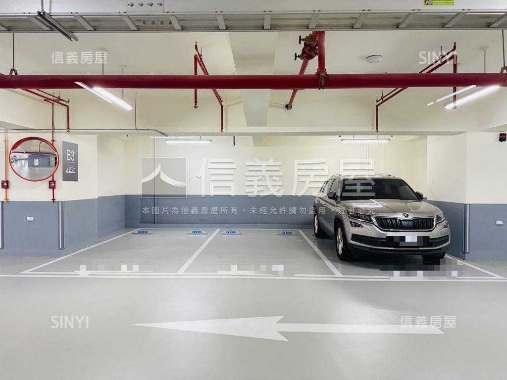 世界花園高樓二房二衛平車房屋室內格局與周邊環境