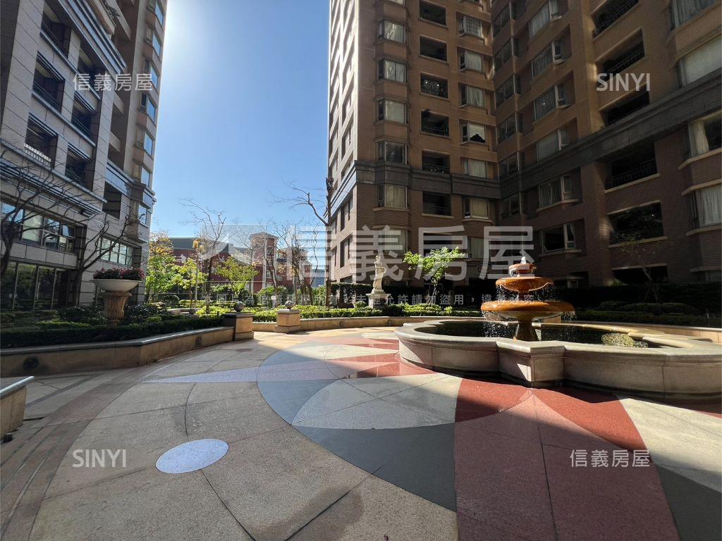 鋼骨遠東花園四房車位房屋室內格局與周邊環境