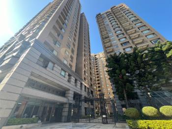 專任遠東花園四房車位