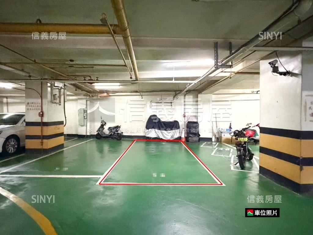 義享天地百貨｜醒目店面Ａ房屋室內格局與周邊環境