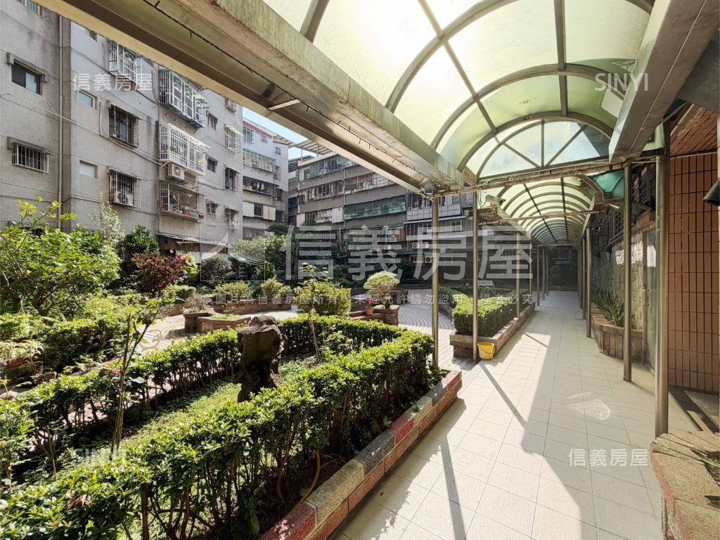 秀山大三園稀有美裝三房房屋室內格局與周邊環境