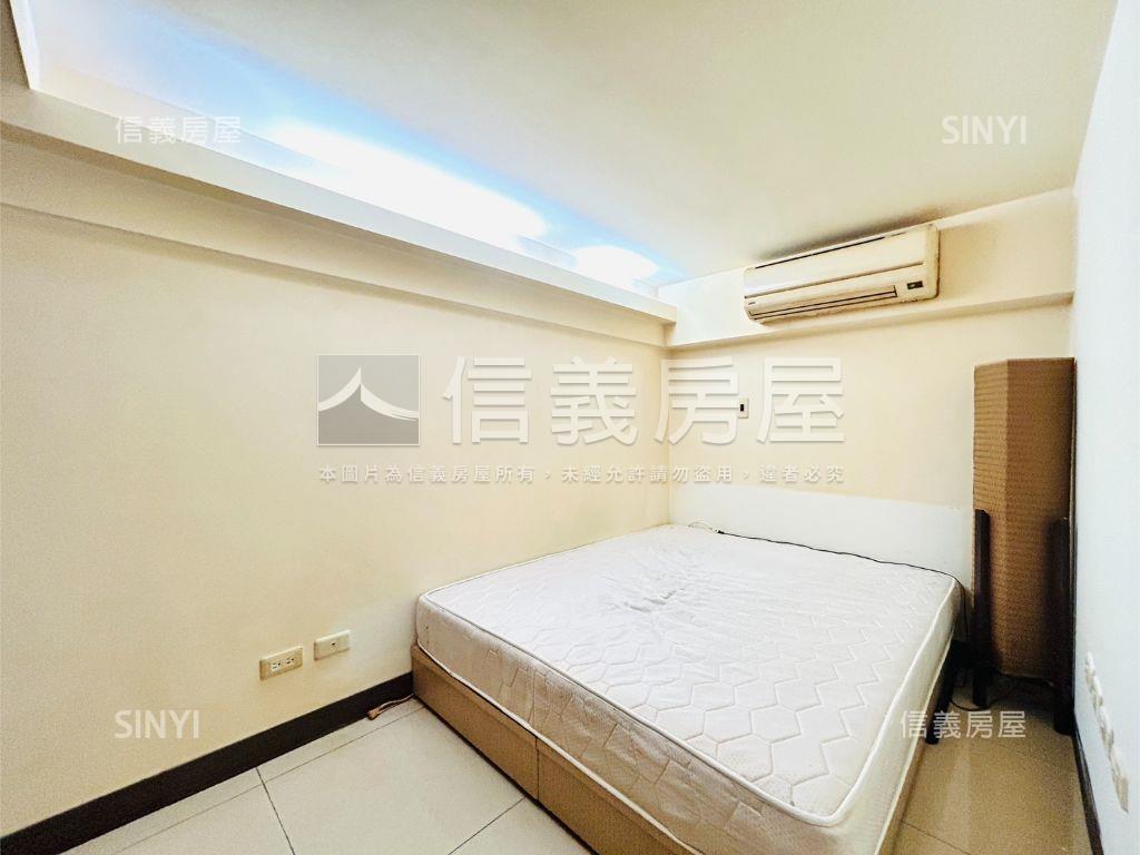 獨家近中山捷運管理社區房屋室內格局與周邊環境