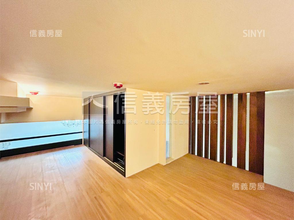 獨家近中山捷運管理社區房屋室內格局與周邊環境