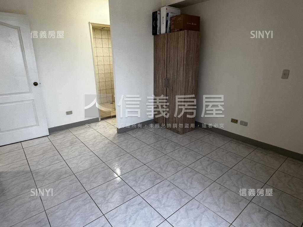 近師大三房有平面車位房屋室內格局與周邊環境