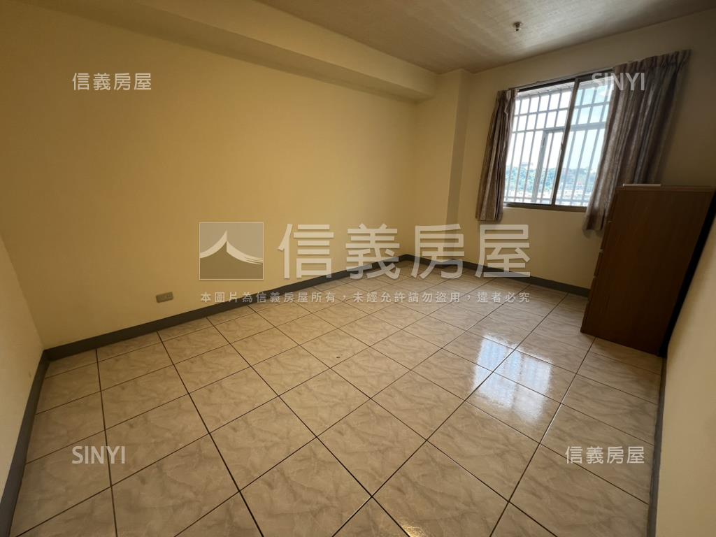 近師大三房有平面車位房屋室內格局與周邊環境