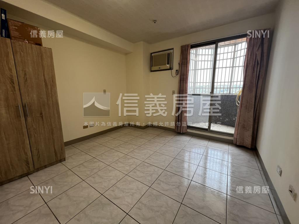近師大三房有平面車位房屋室內格局與周邊環境