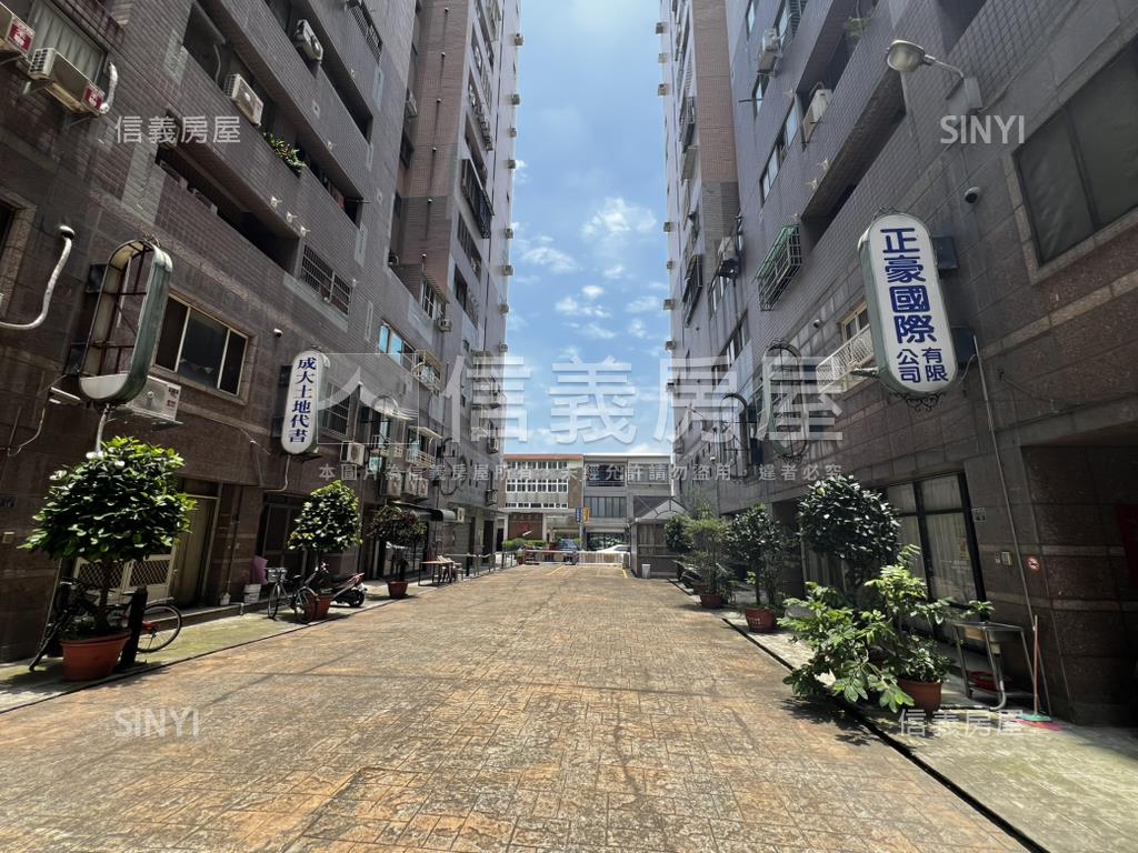 近師大三房有平面車位房屋室內格局與周邊環境