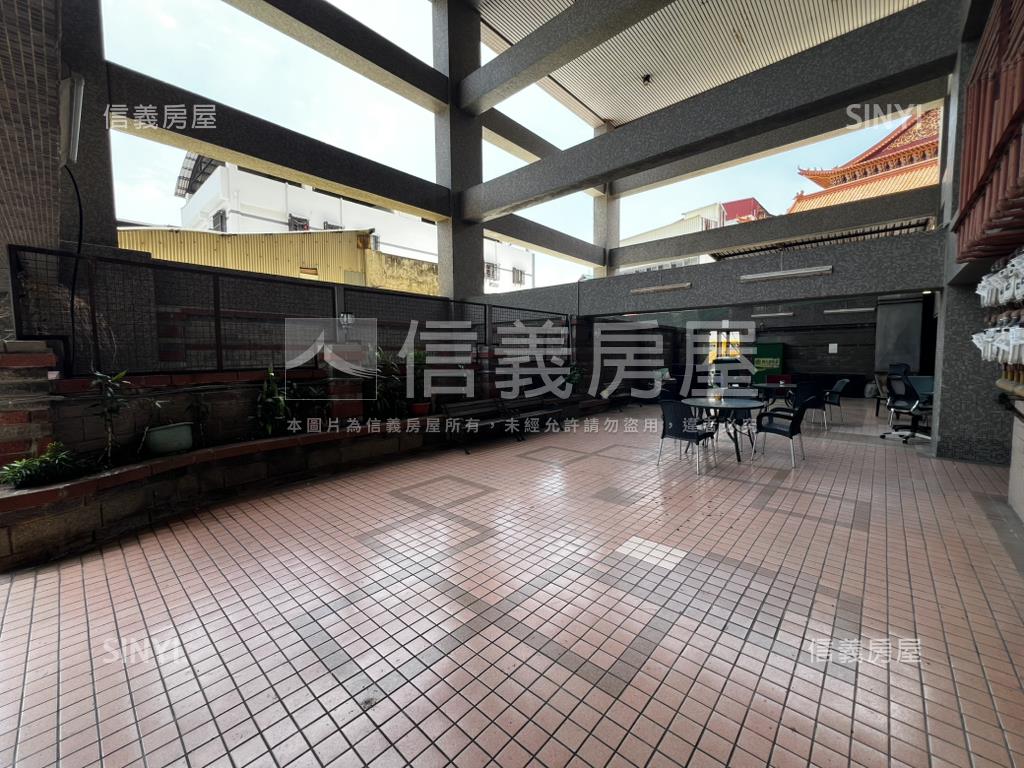 近師大三房有平面車位房屋室內格局與周邊環境