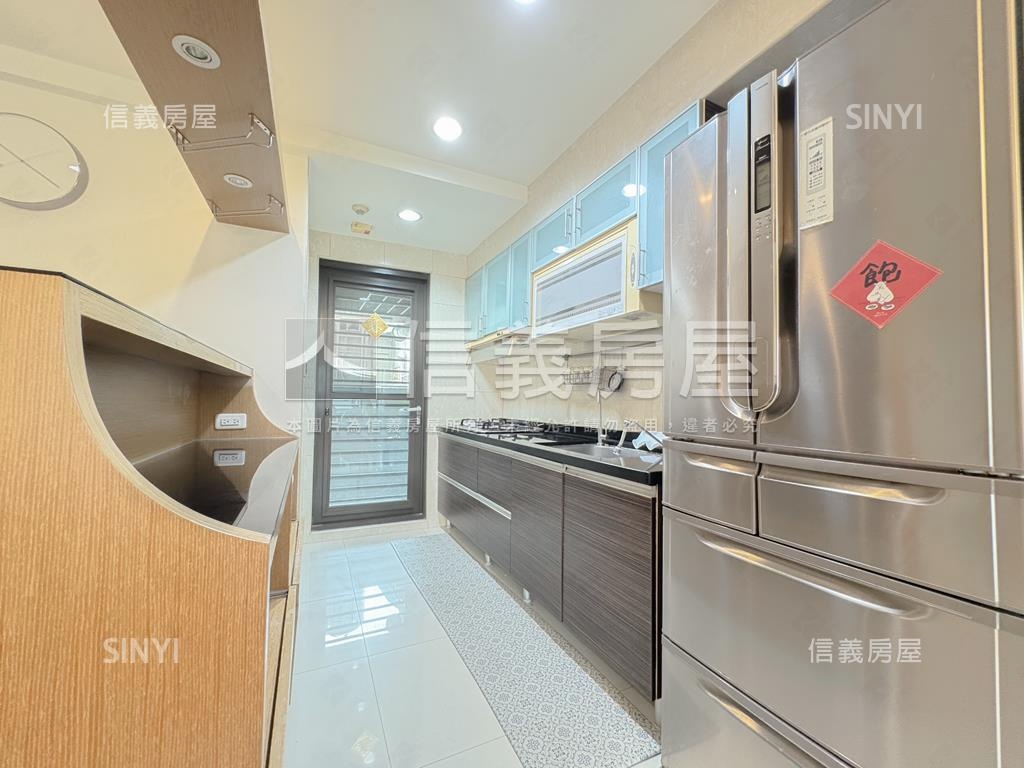 香頌近高醫建工三房美屋房屋室內格局與周邊環境
