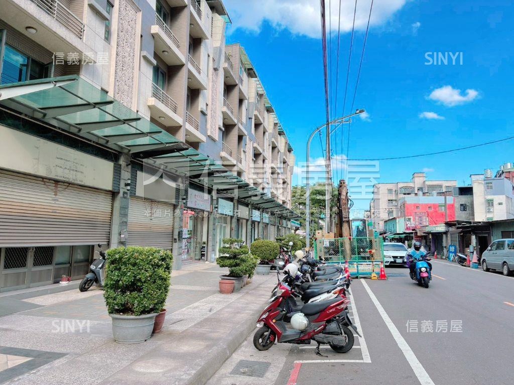 稀有後站金棕櫚房屋室內格局與周邊環境