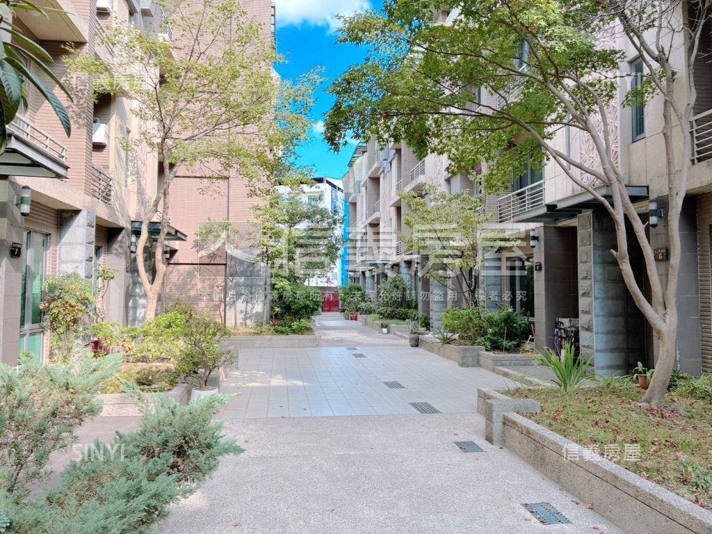 稀有後站金棕櫚房屋室內格局與周邊環境