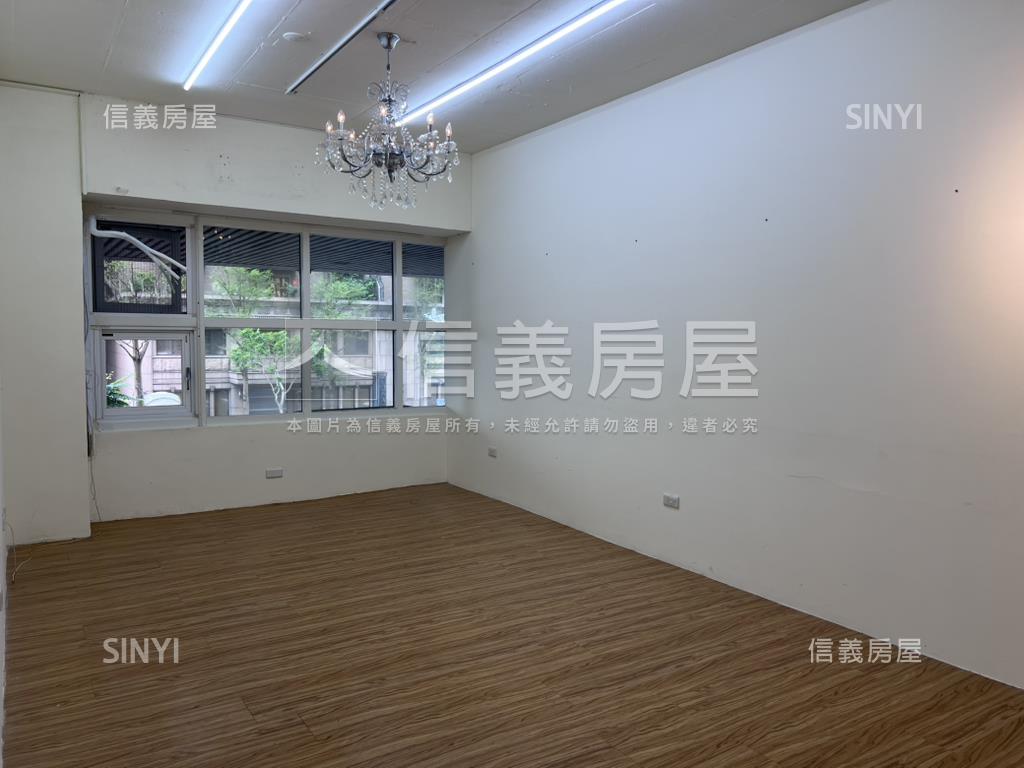 經國路大面寬黃金店面房屋室內格局與周邊環境