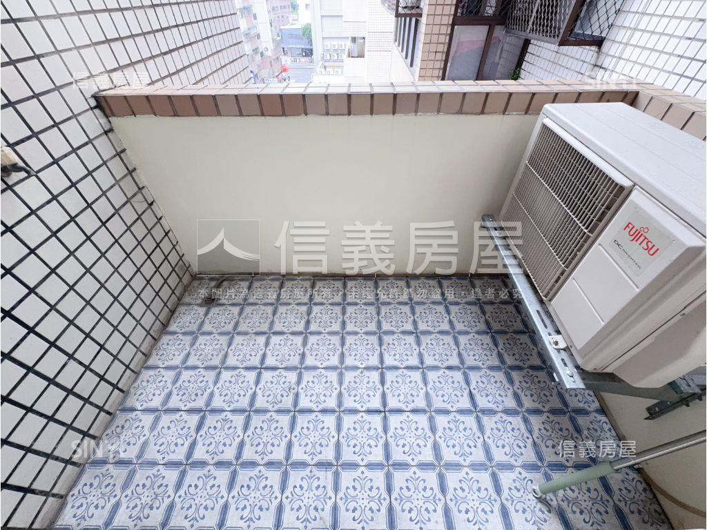 北區朝南精美大四房平車房屋室內格局與周邊環境