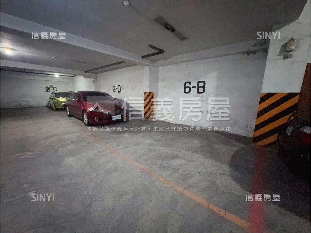 北區朝南精美大四房平車房屋室內格局與周邊環境